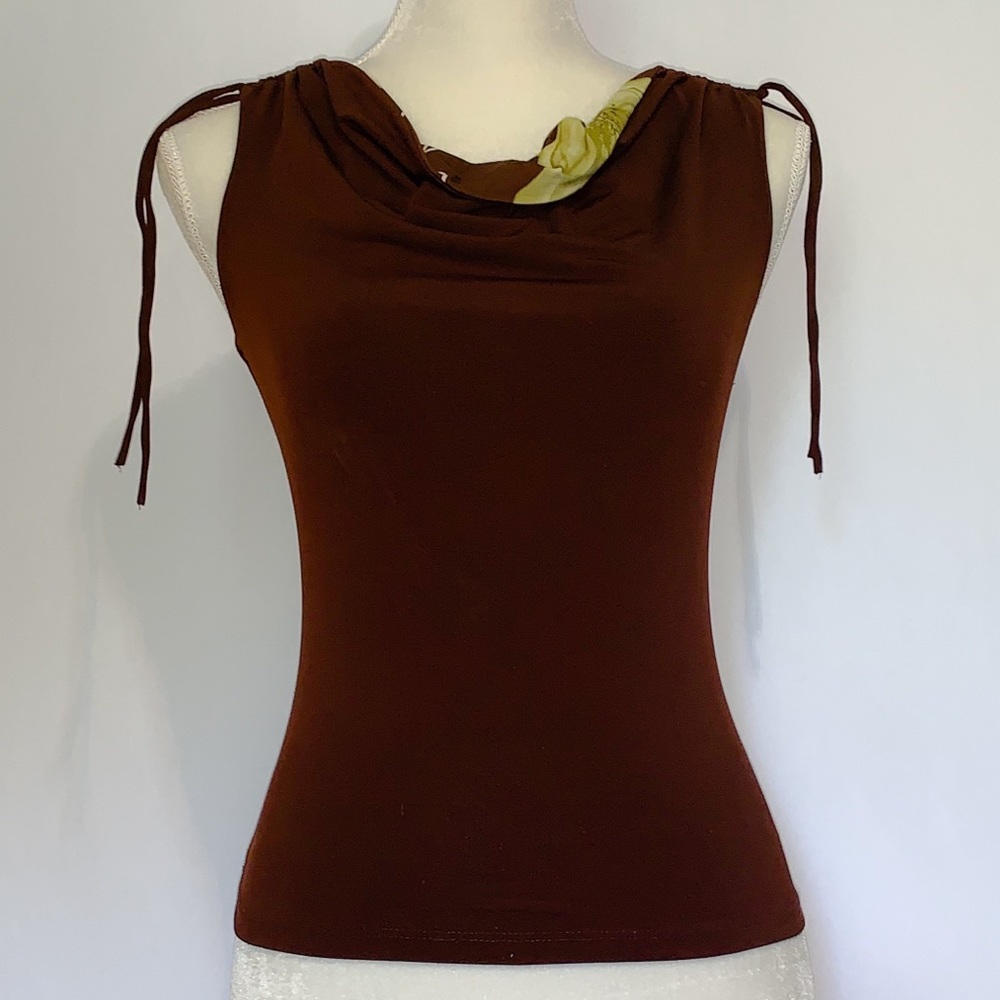 Women’s size Small blouse brown  fitted